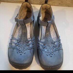 JBU by Jambu NWOT size8